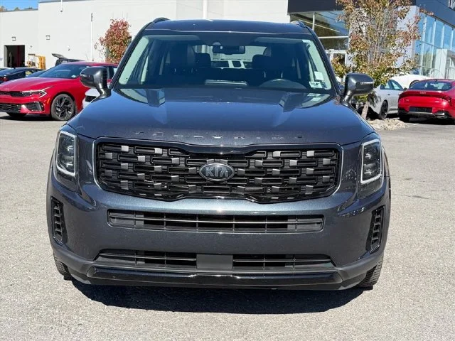 Used 2021 Gray Kia EX image 17