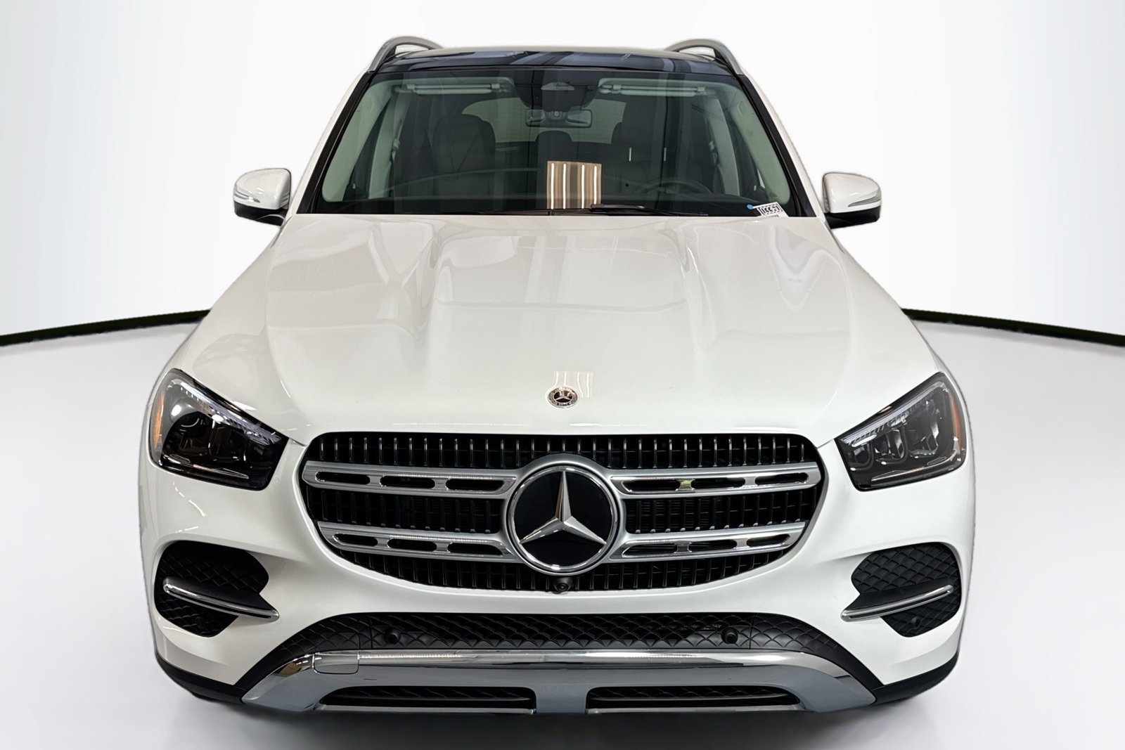 New 2026 Polar White Mercedes-Benz GLE 350 image 2