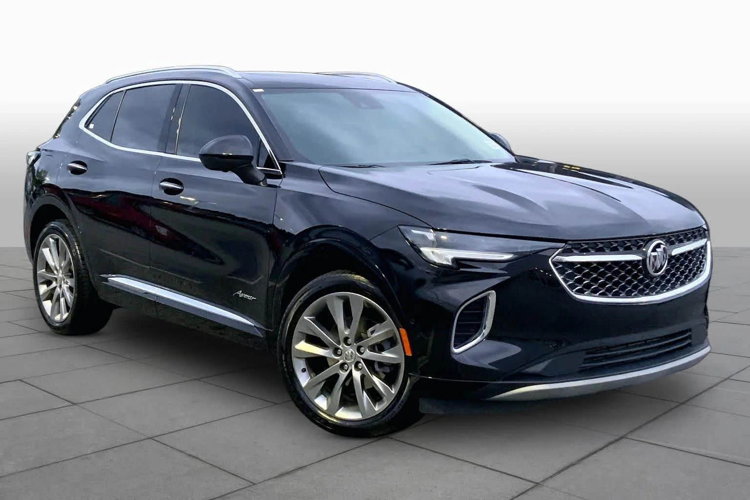 Used 2022 Ebony Twilight Metallic Buick Avenir image 3