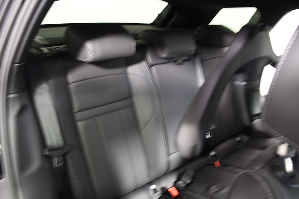 New 2026 Santorini Blk Land Rover  image 23