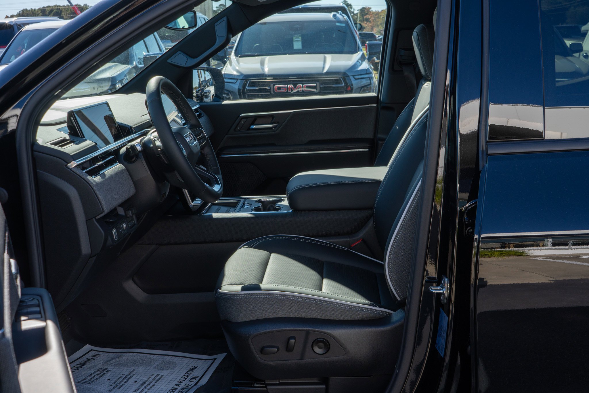2026 GMC Sierra EV Elevation - Photo 18