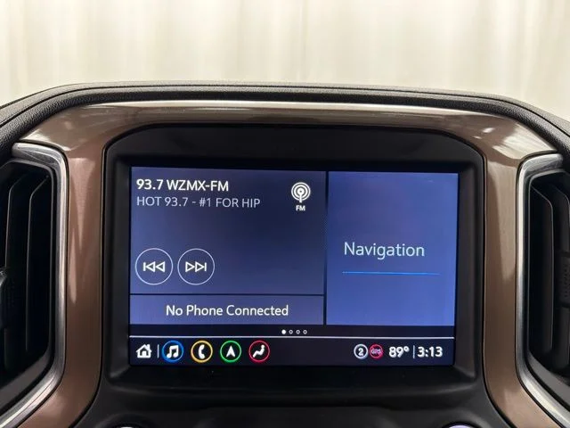 Used 2022 Black Chevrolet High Country image 17