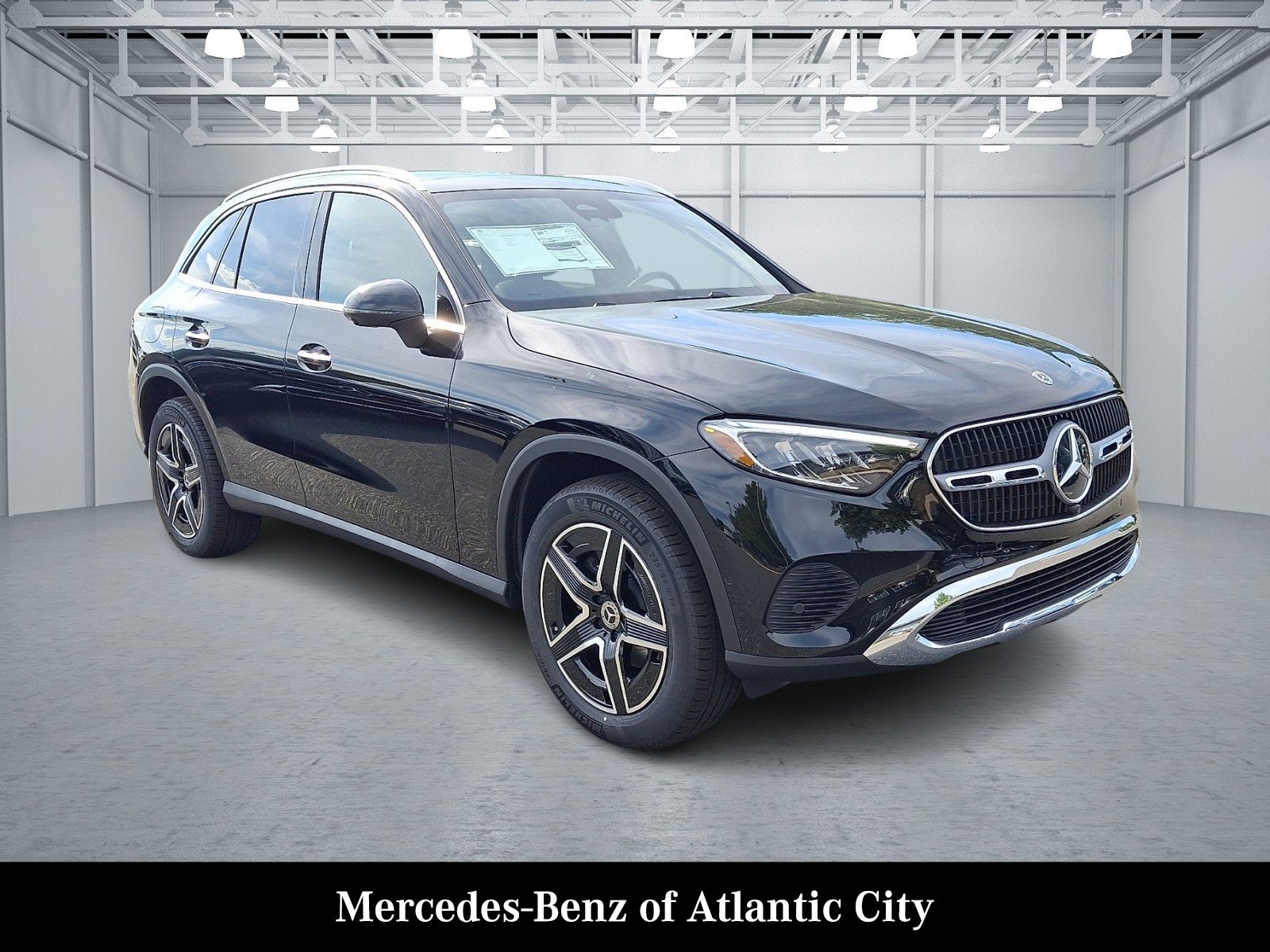 New 2027 Black Mercedes-Benz GLC 300 image 1