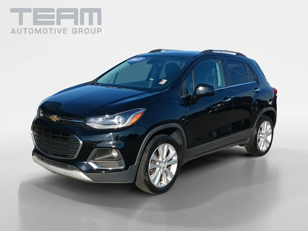 Used 2017 MOSAIC BLACK METALLIC Chevrolet Premier image 3