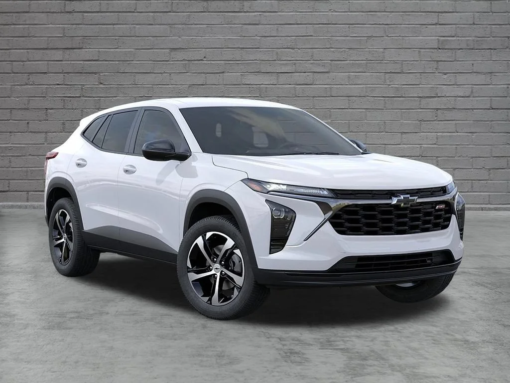 New 2026 Summit White Chevrolet 1RS image 8