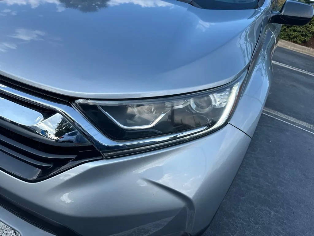 Certified Used 2019 Lunar Silver Metallic Honda LX image 9