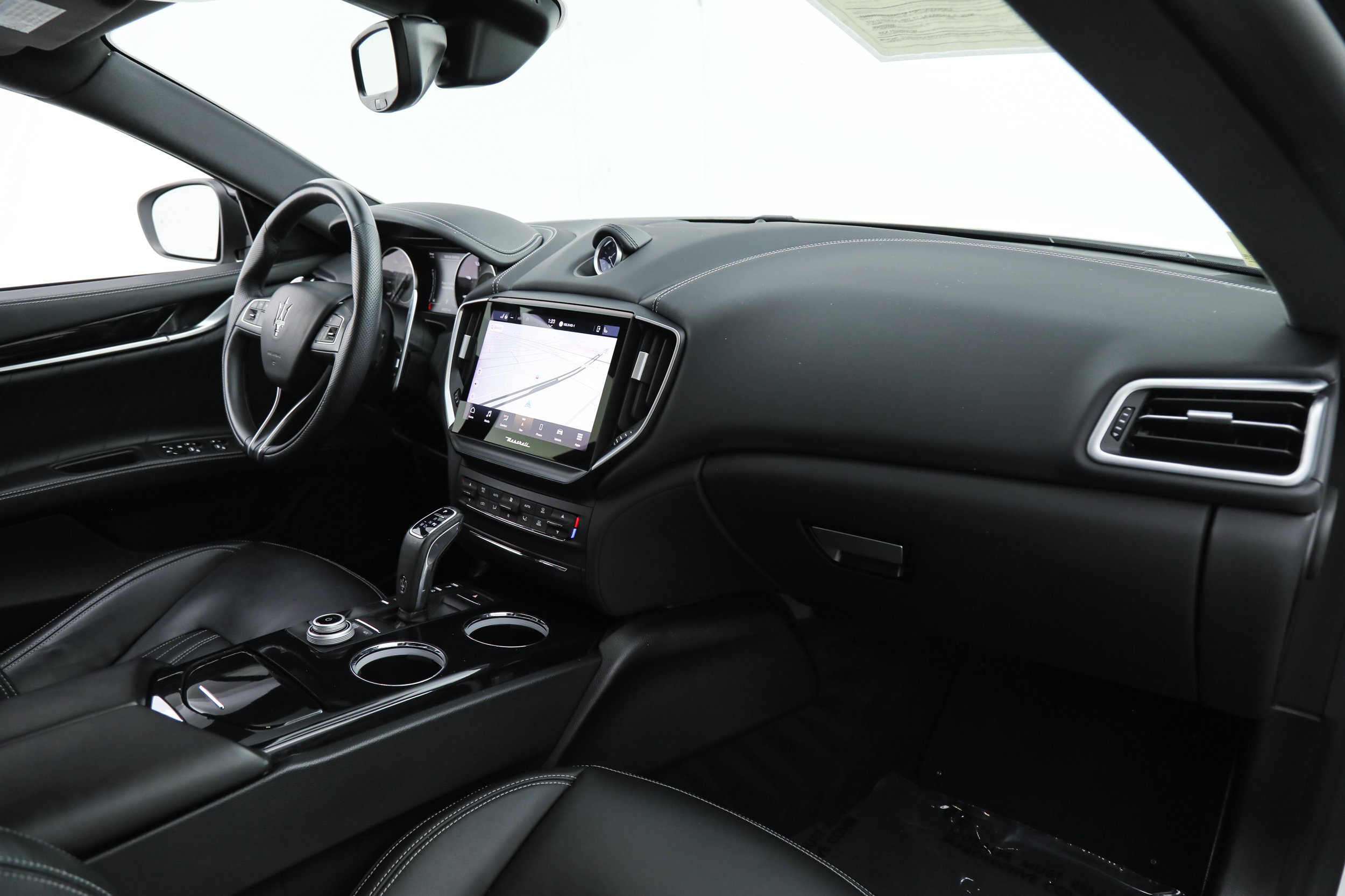 Certified Used 2023 White Maserati Modena image 11