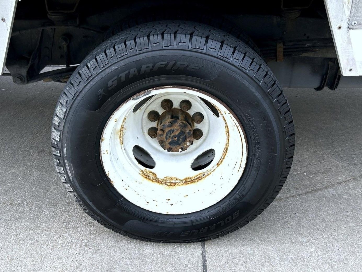 Used 2021 White Ford Base image 18