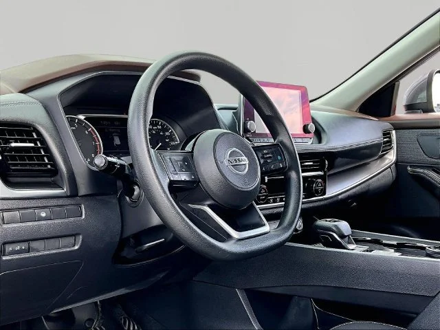 Used 2021 Gun Metallic Nissan SV image 8
