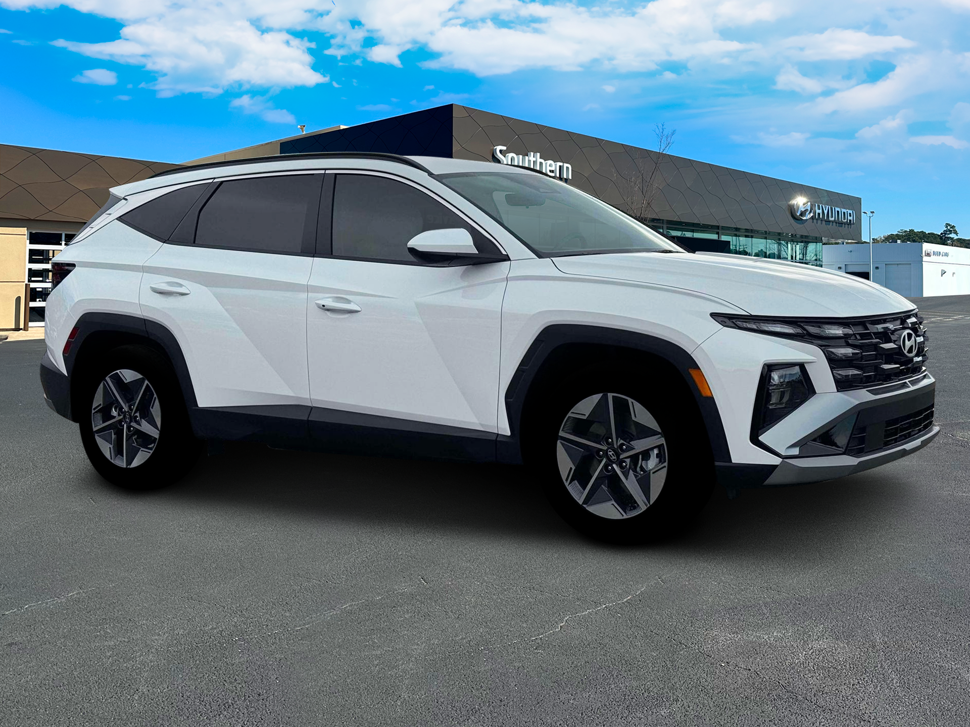 New 2026 White Hyundai SEL FWD image 10