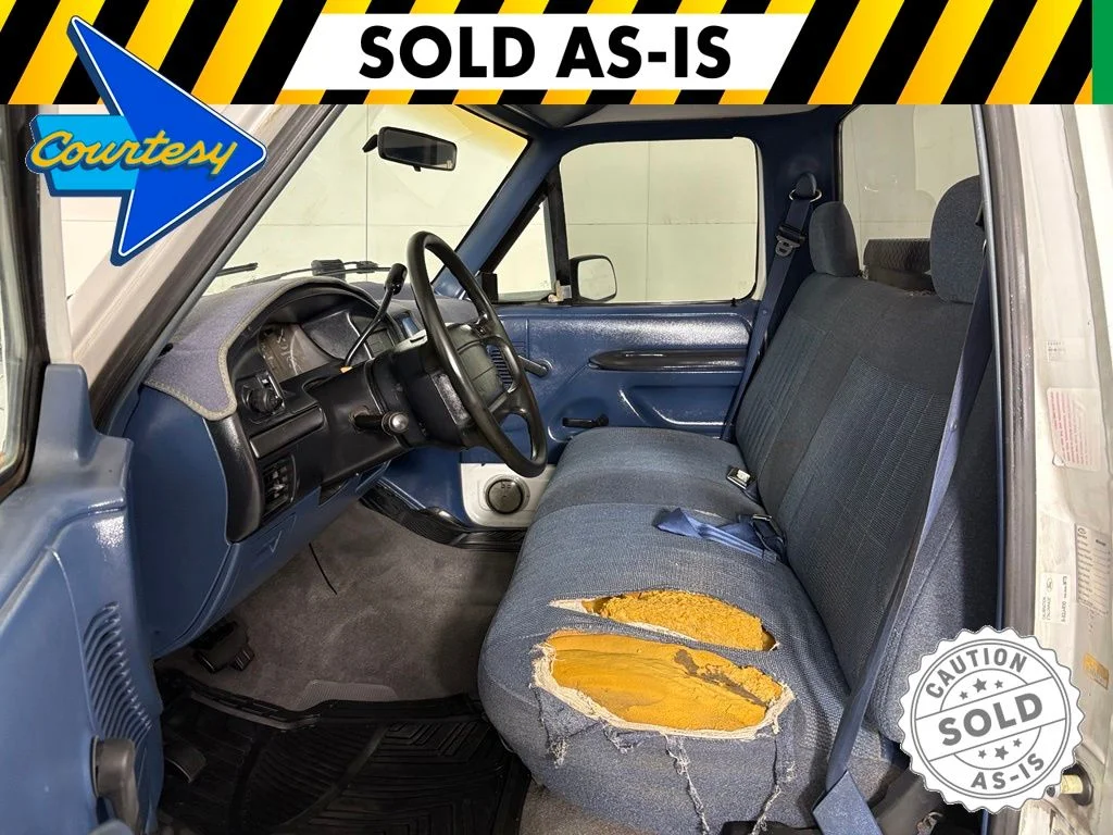 Used 1995  Ford XL image 14