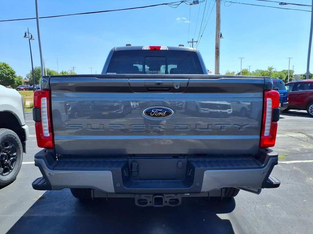 New 2026 Gray Ford Lariat image 4