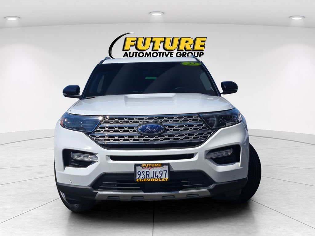 Used 2022 White Ford Limited image 2