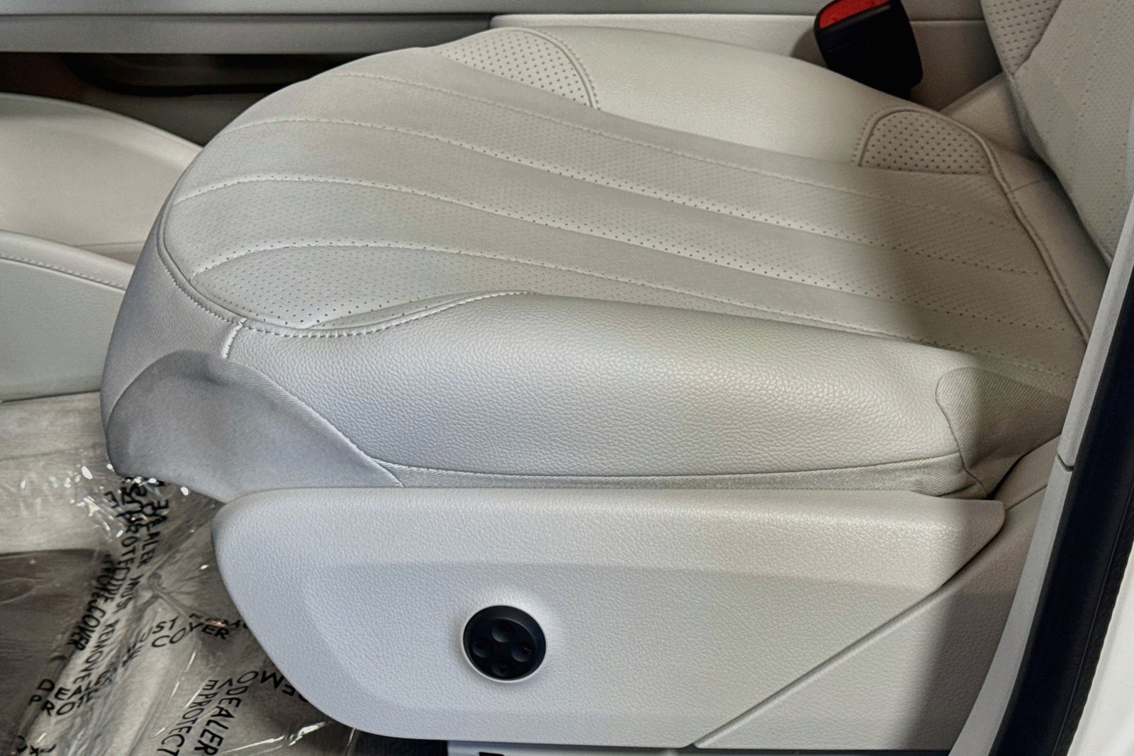 Certified Used 2023 Polar White Mercedes-Benz EQE 350 image 18