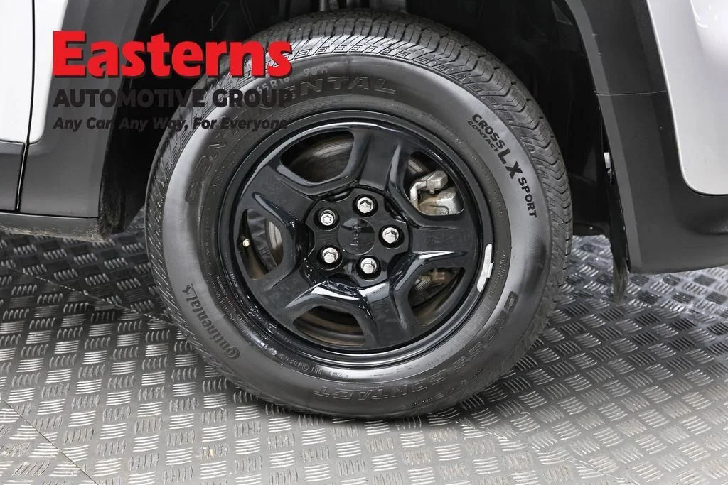 Certified Used 2021 Silver Jeep Sport image 33