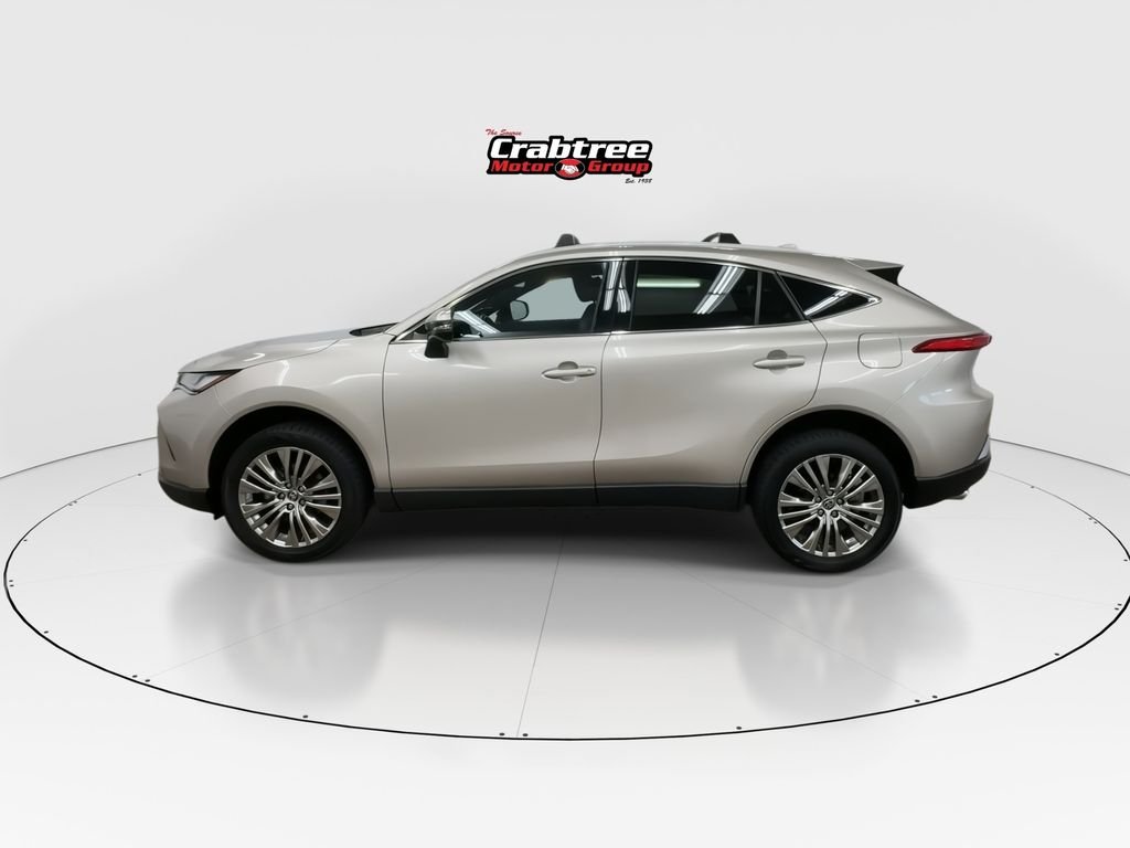 Used 2023 Silver Toyota XLE image 5