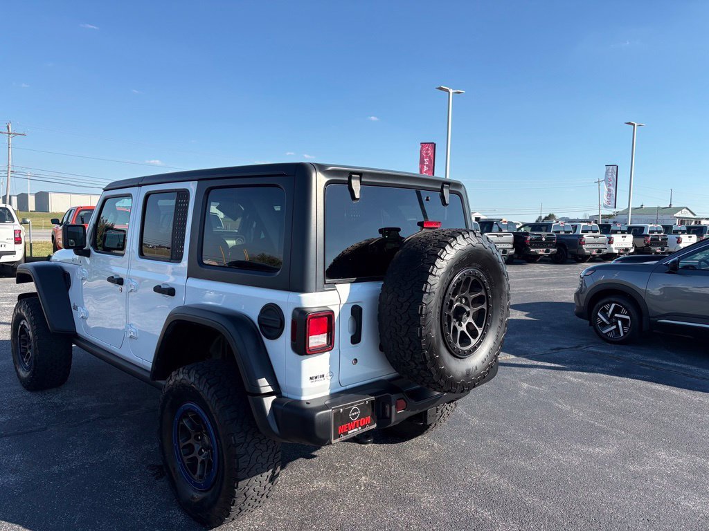 Used 2018 White Jeep Unlimited Sport S image 7