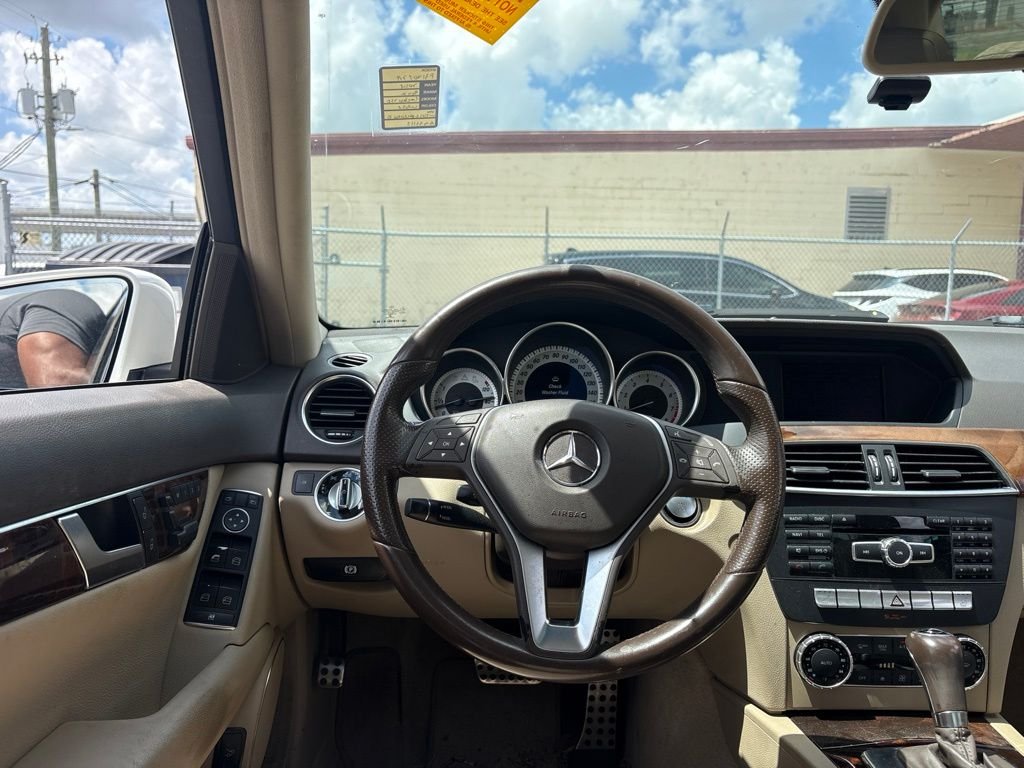 Used 2014 White Mercedes-Benz C 250 image 18