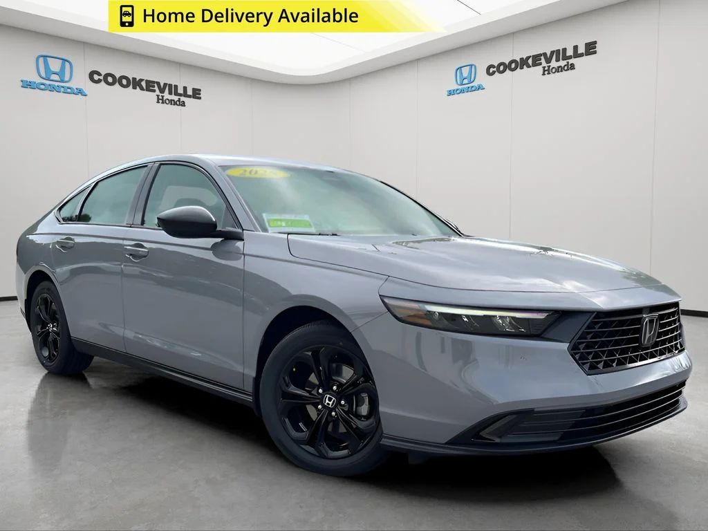 Used 2025 Gray Honda SE image 1