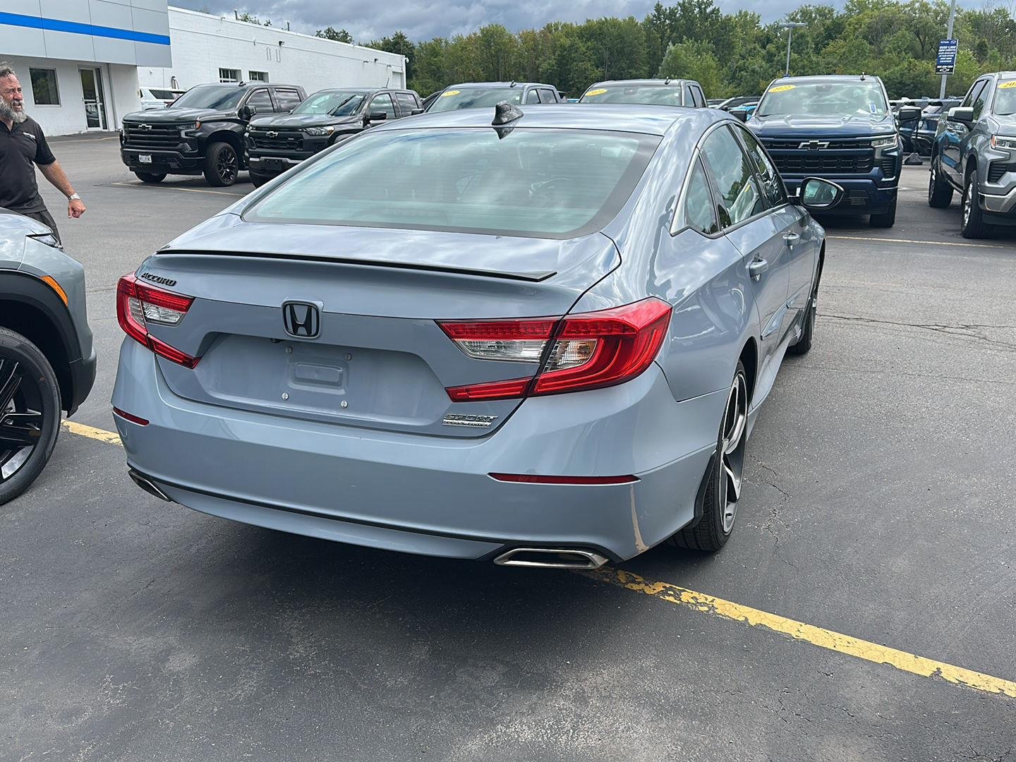 Used 2021 Sonic Gray Pearl Honda Sport SE image 2