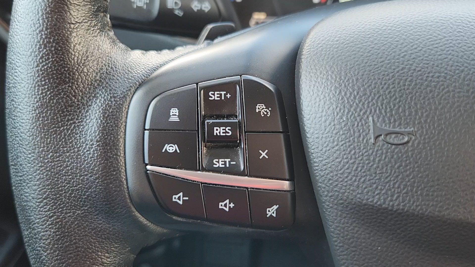 Used 2021 Gray Metallic Ford Badlands image 11