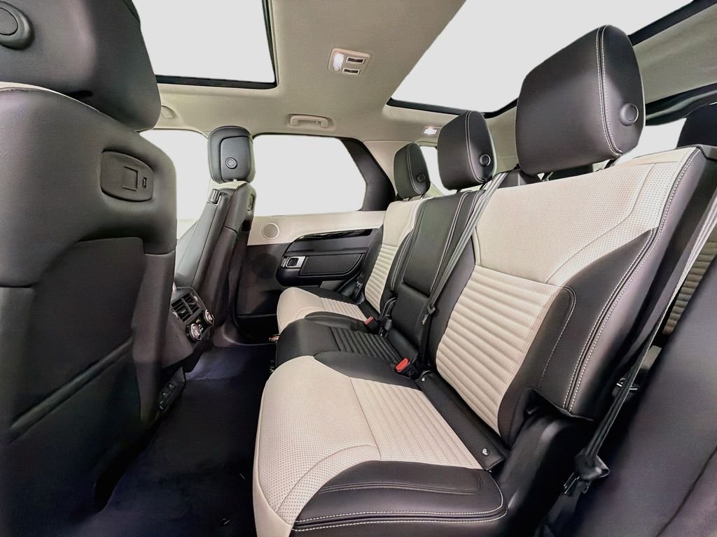 New 2026 Santorini Black Land Rover S image 26
