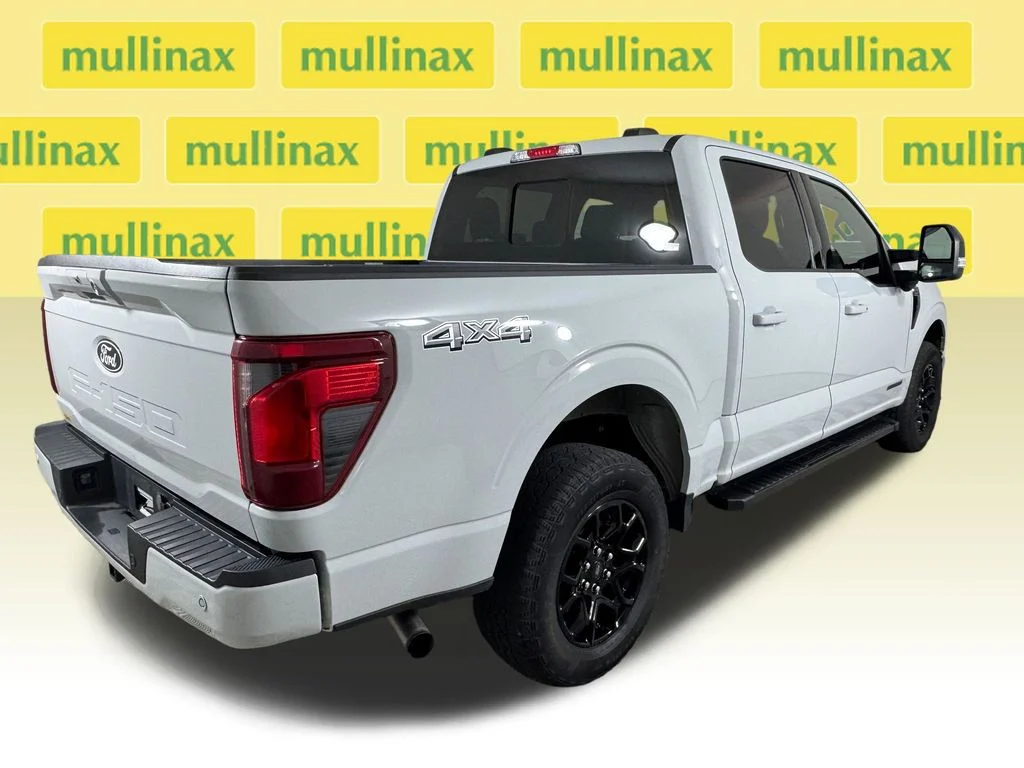 Certified Used 2024 White Ford XLT image 4