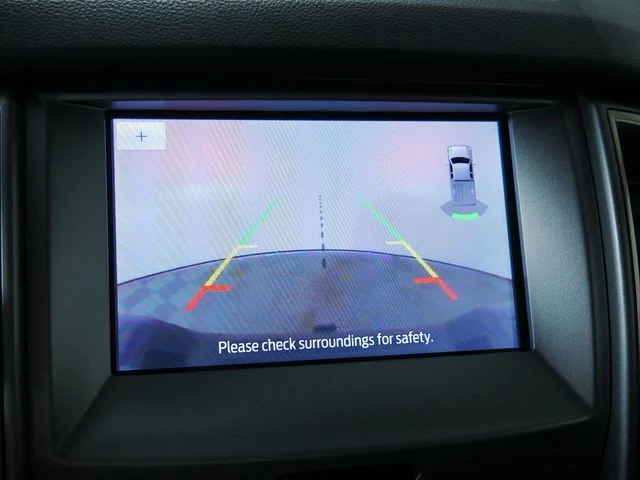 Used 2020 Silver Ford XLT image 27