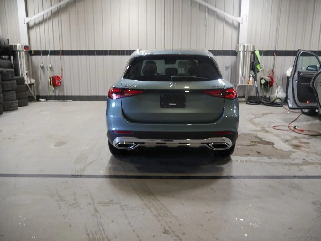 Certified Used 2026 Verde Silver Metallic Mercedes-Benz GLC 300 image 4