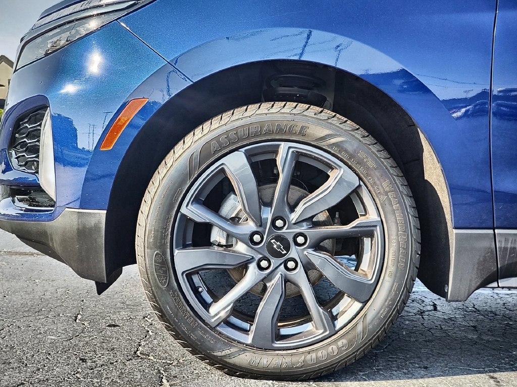 Used 2022 Blue Chevrolet RS image 10