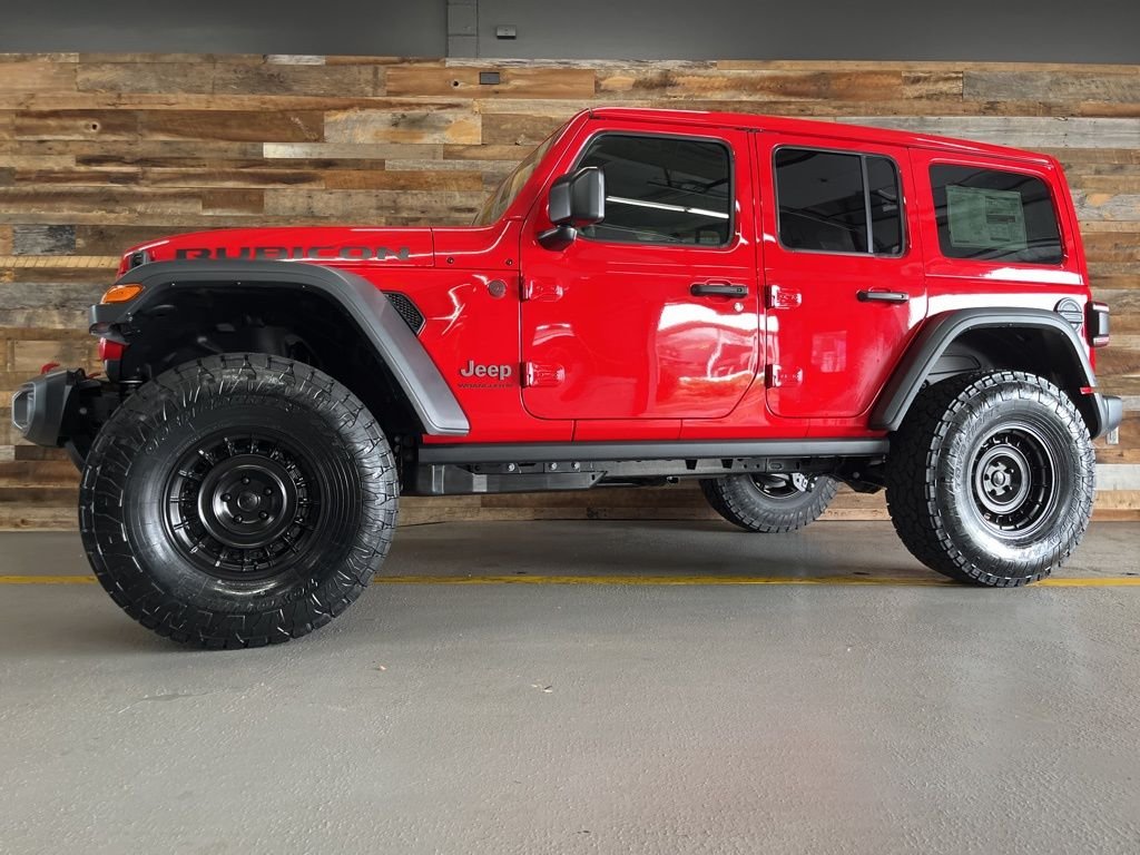 New 2026 Firecracker Red Clear-Coat Exterior Paint Jeep Rubicon image 20