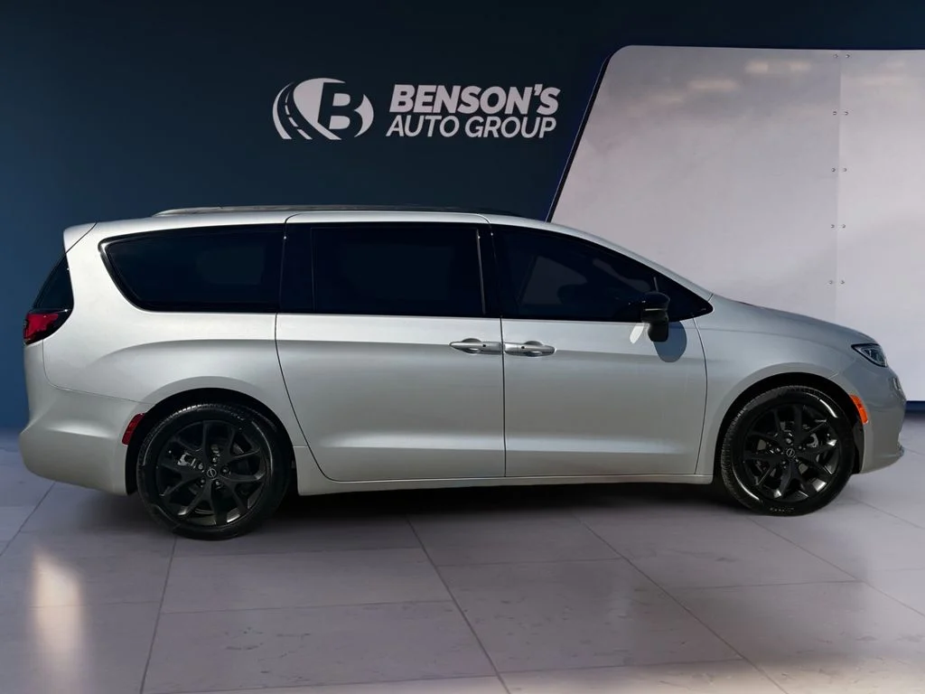 New 2026 Silver Chrysler Limited image 6
