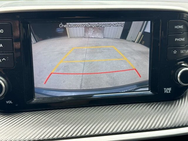 Used 2019 Blue Hyundai SE image 21
