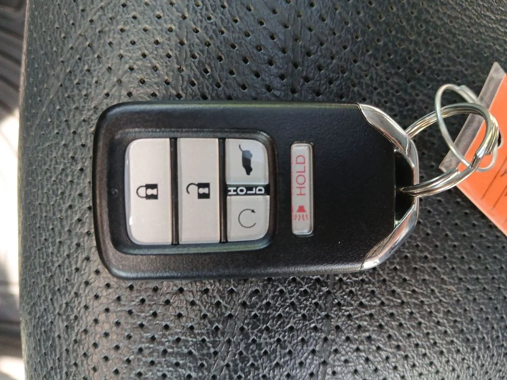 Used 2022 Blue Honda Elite image 38