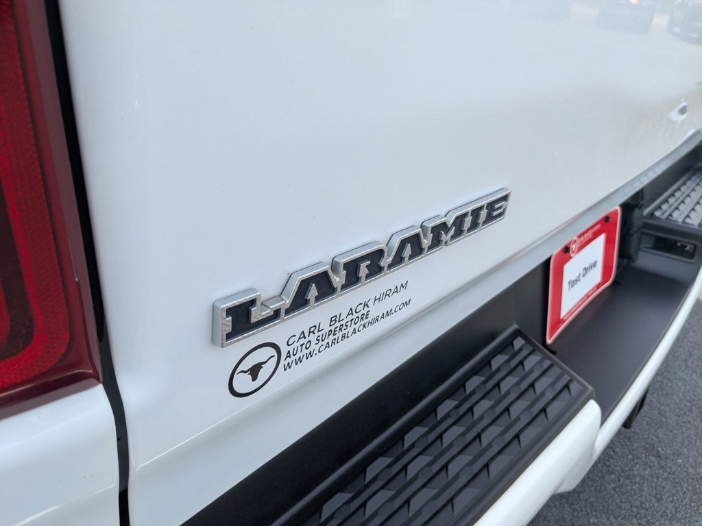 Used 2022 Bright White Clearcoat Ram Laramie image 28