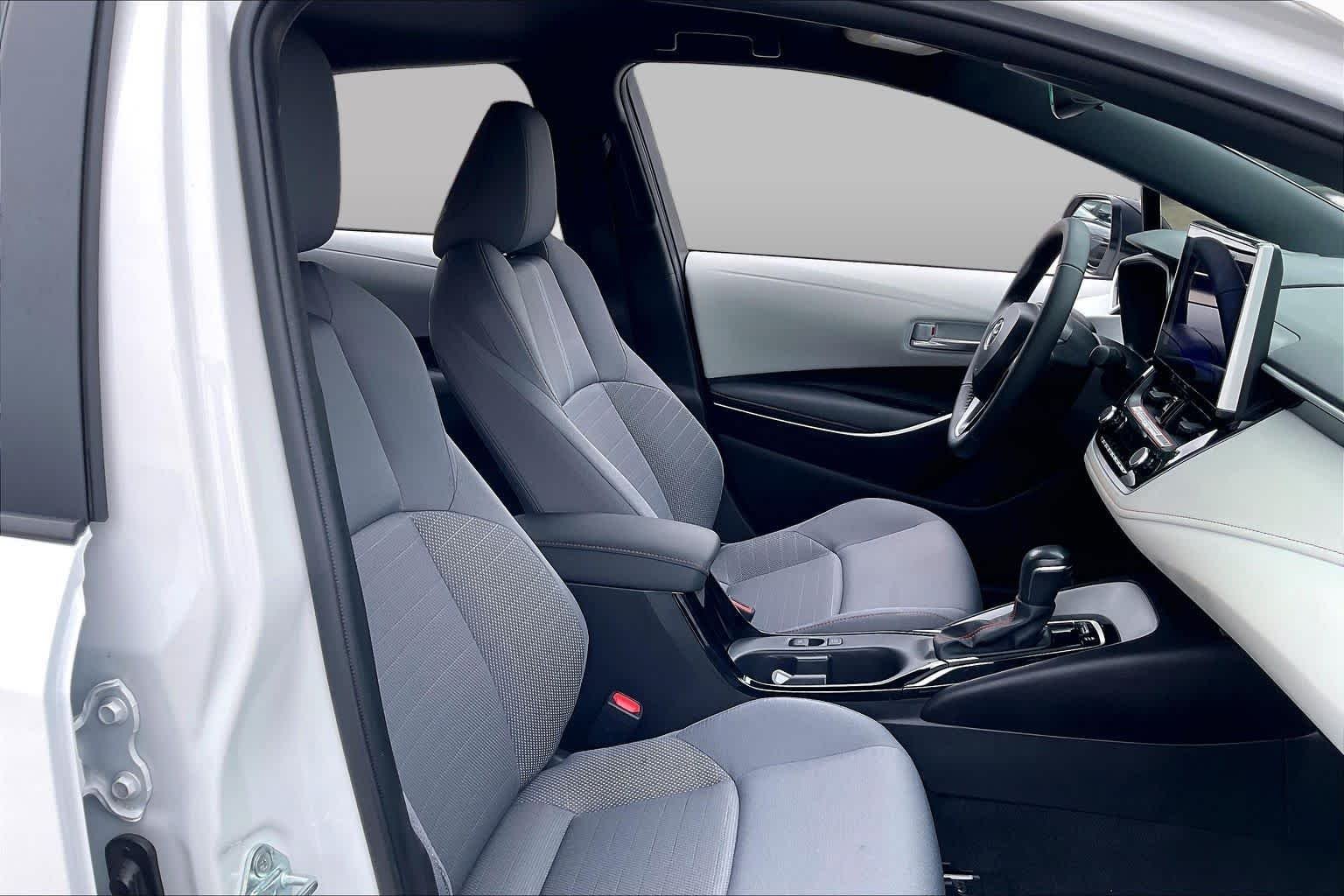 Used 2025 Ice Cap/Midnight Black Metallic Toyota FX image 8