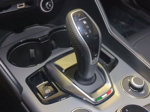 2025 Alfa Romeo Giulia Base - Photo 20