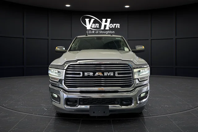 Used 2020 Bright White Clearcoat Ram Laramie image 2