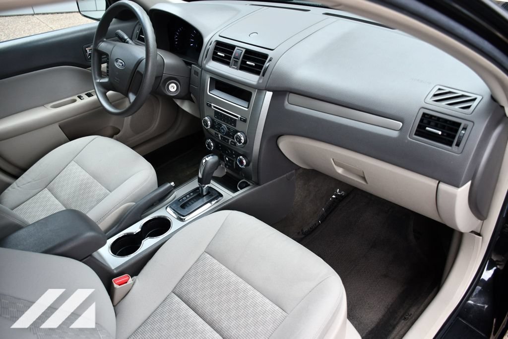 Used 2012 Gray Ford S image 29
