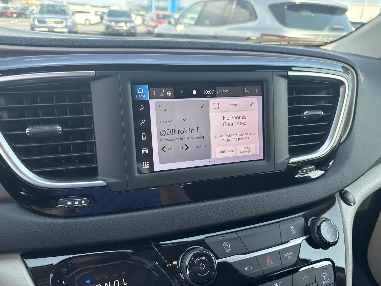 Used 2022 Granite Crystal M Chrysler LX image 25
