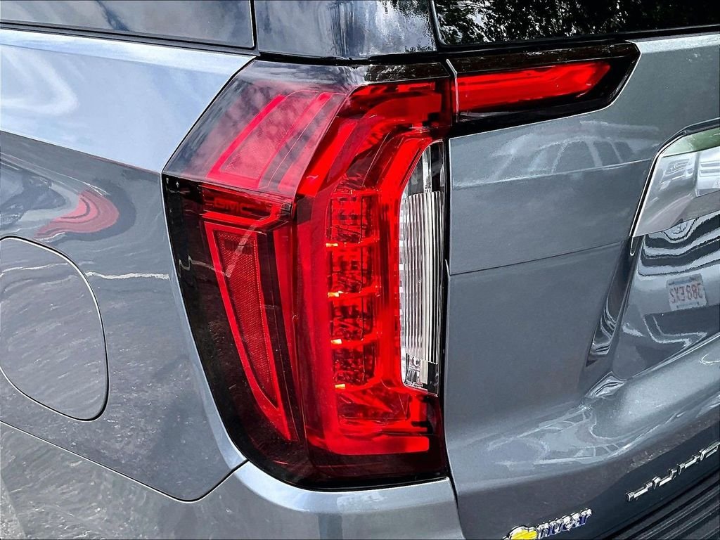 Used 2022 Gray GMC Denali image 33