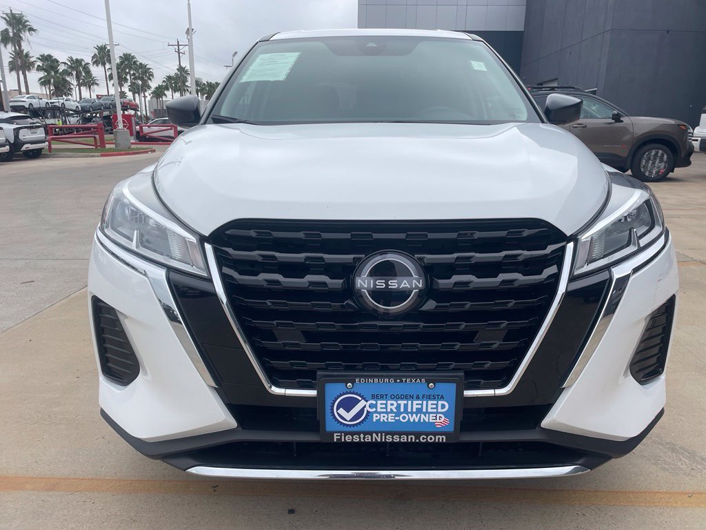 Used 2025 White Nissan S image 6