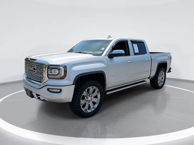 2018 GMC Sierra 4WD Crew Cab Short Box's photo