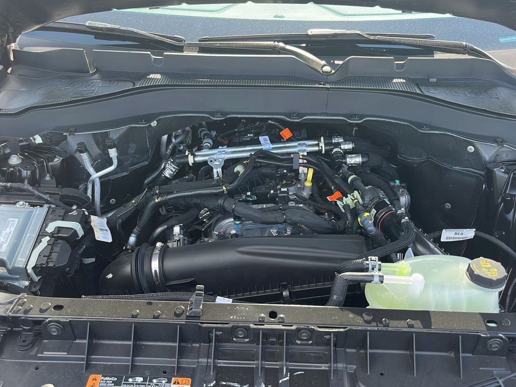 New 2026 Agate Black Metallic Ford Active image 19
