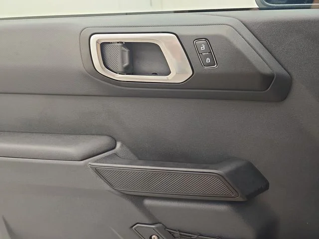 New 2026 Avalanche Gray Ford Badlands® image 40