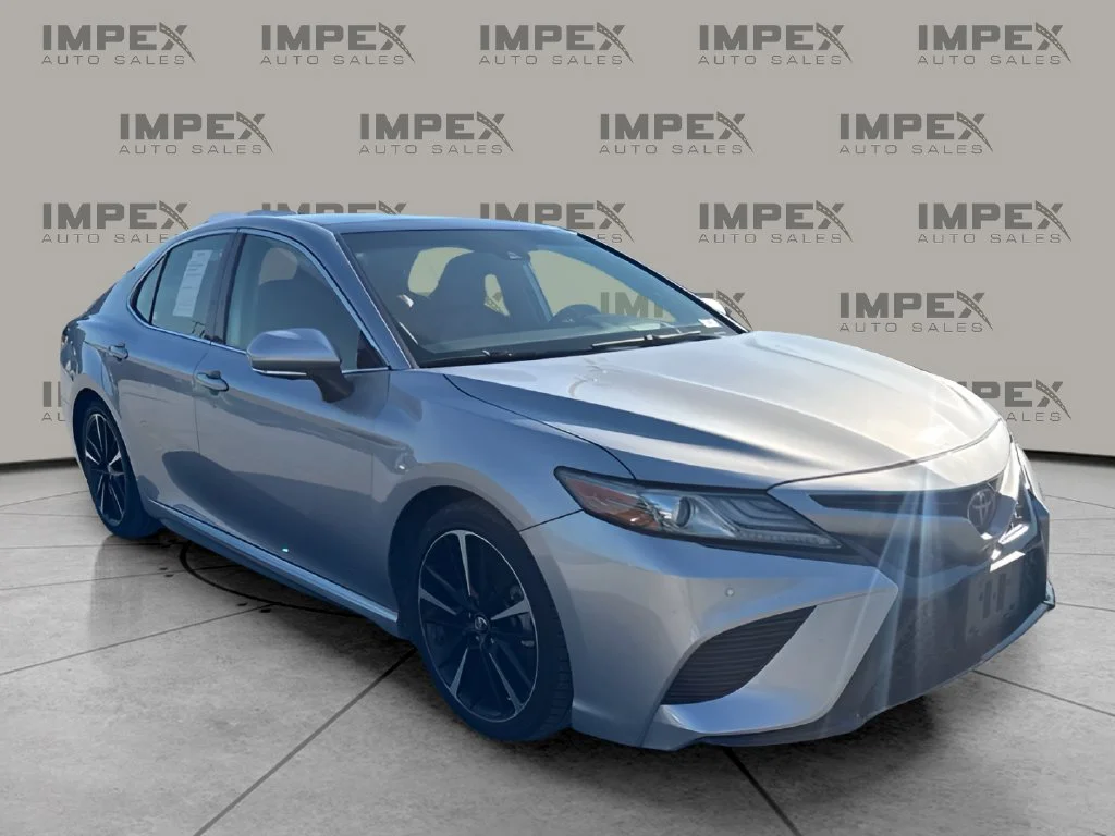 Used 2019 Silver Toyota XSE image 7