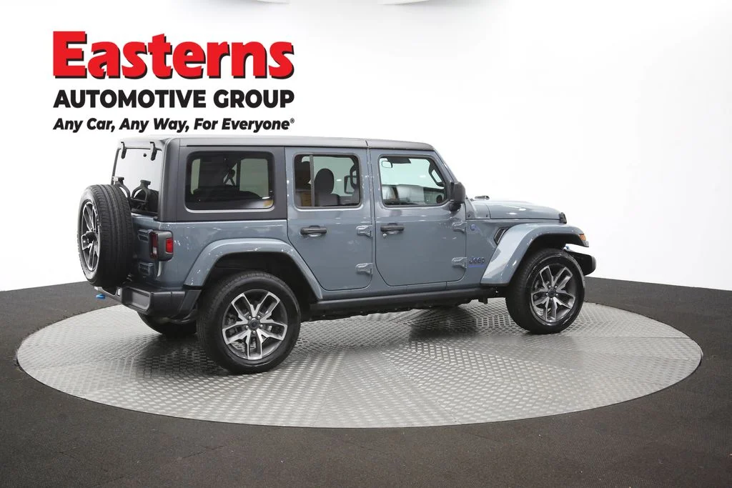 Used 2024 Gray Jeep Sport S 4xe image 43