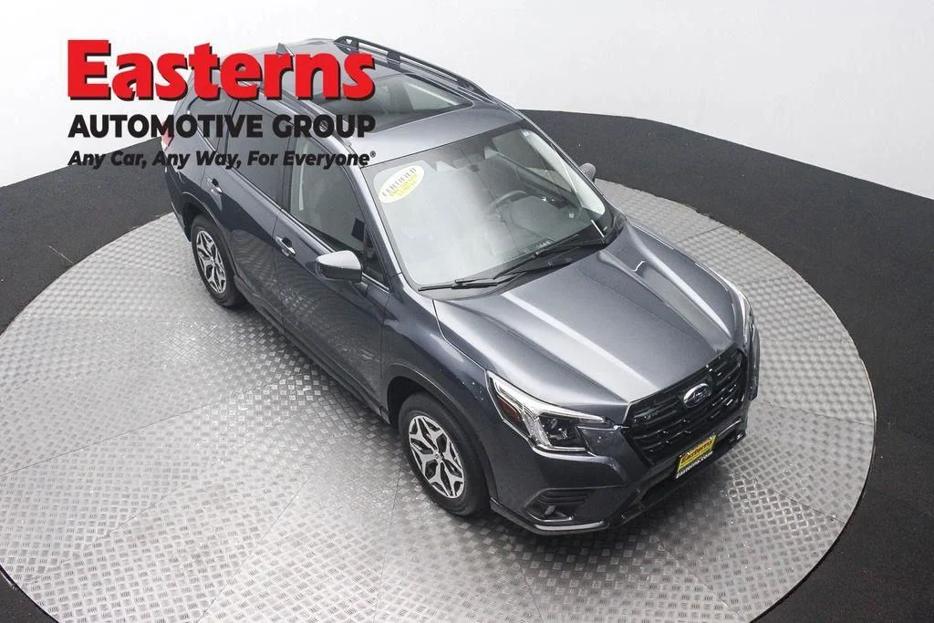 Used 2023 Gray Subaru Premium image 3