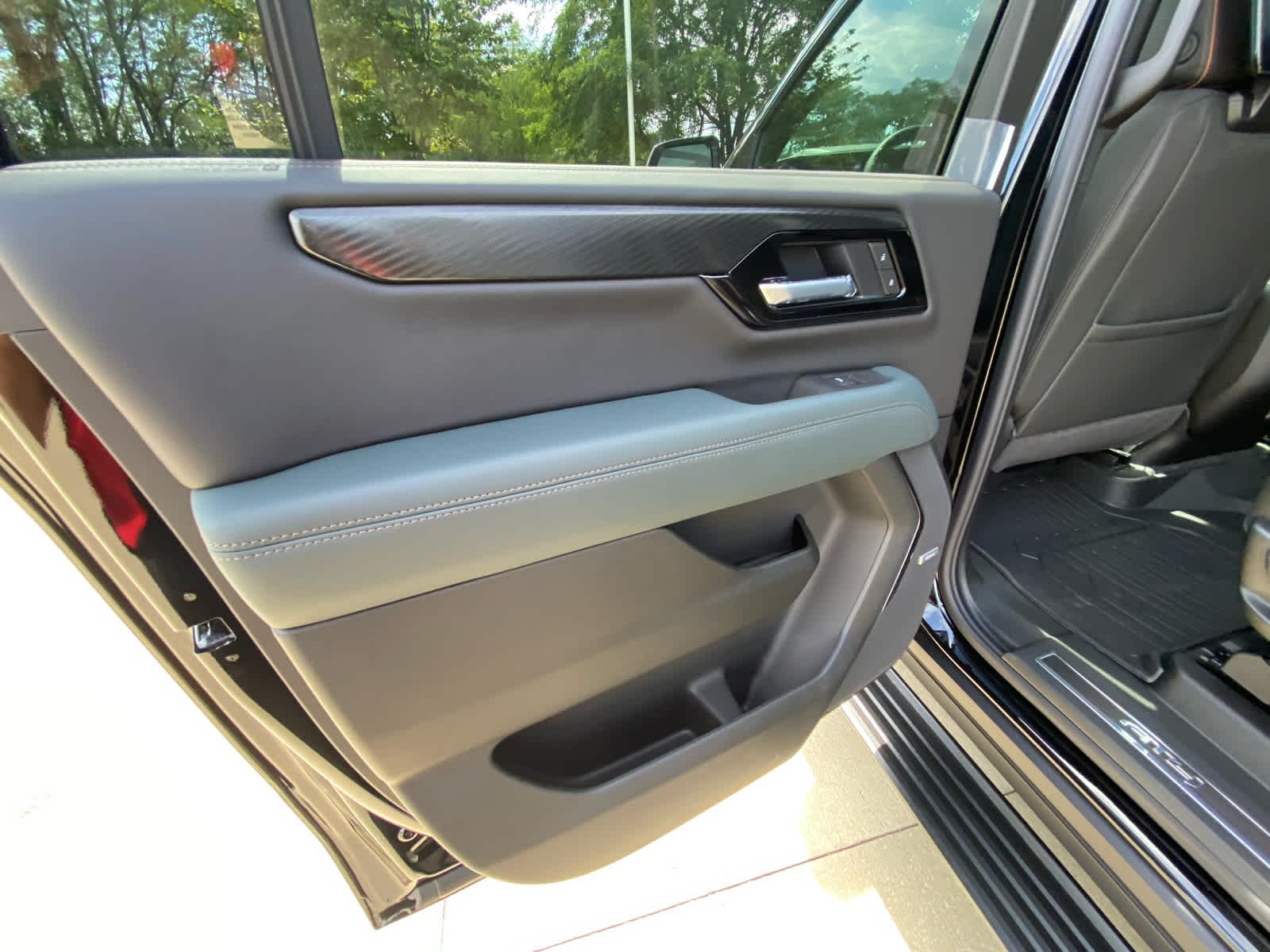 2026 GMC Yukon XL AT4 - Photo 20