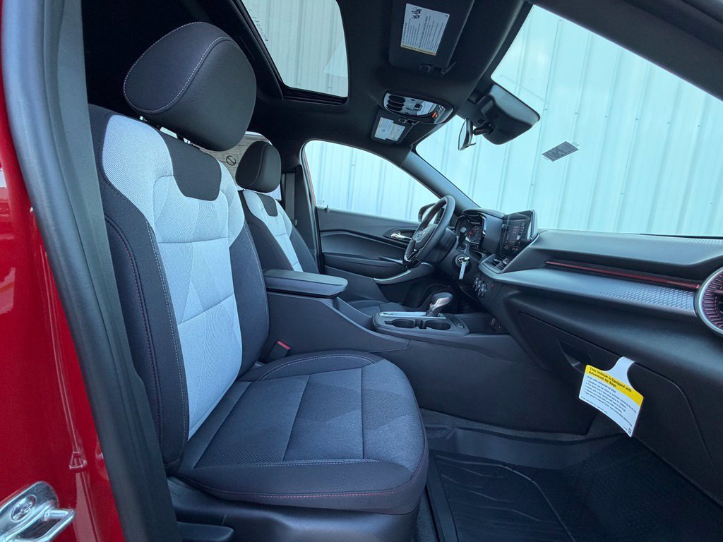 2026 Chevrolet Trax RS - Photo 19